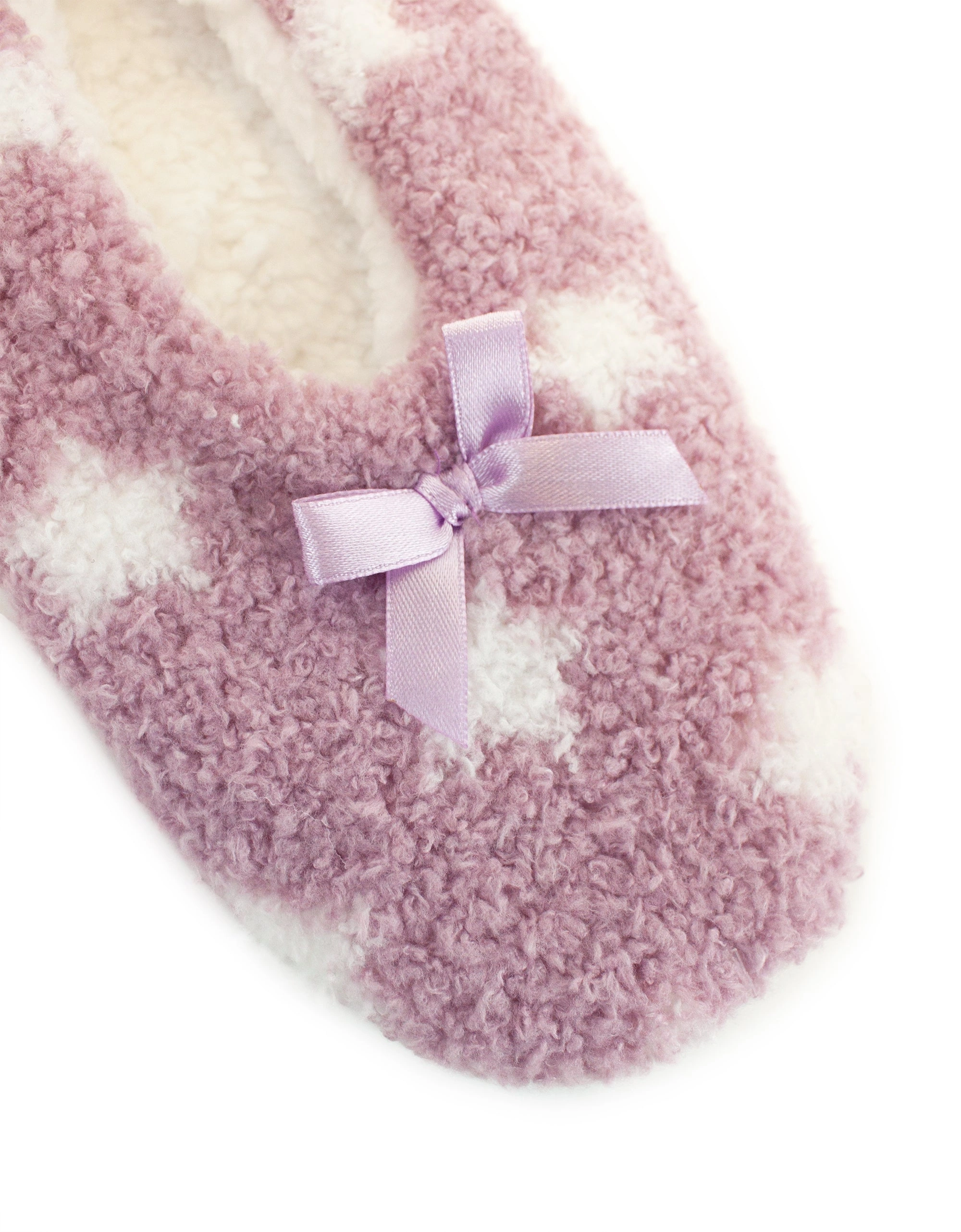 Cozy Mauve Sherpa Slippers: Drift Away in Cloud-Like Comfort